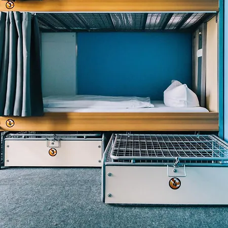 St Christopher's - Alexanderplatz * ベルリン