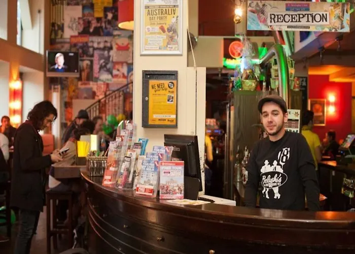 St Christopher's - Alexanderplatz * Berlijn