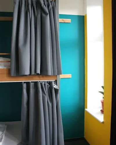 St Christopher's - Alexanderplatz * ברלין