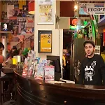 St Christopher's - Alexanderplatz * Berlijn