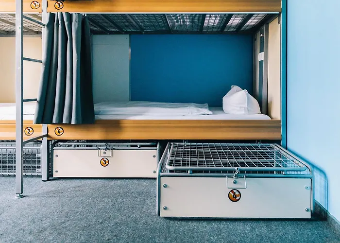 St Christopher's - Alexanderplatz * Berlín