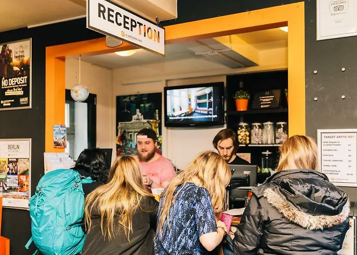 St Christopher's - Alexanderplatz Berlín