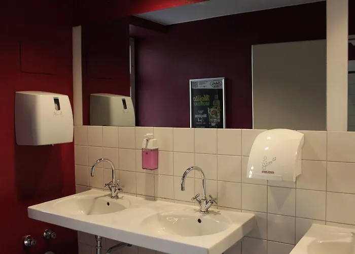 St Christopher's - Alexanderplatz