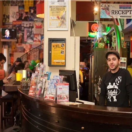 St Christopher's - Alexanderplatz * ベルリン